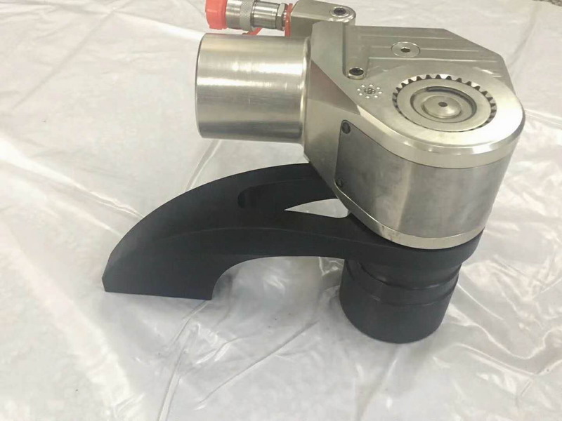前置反作用力臂液压扳手