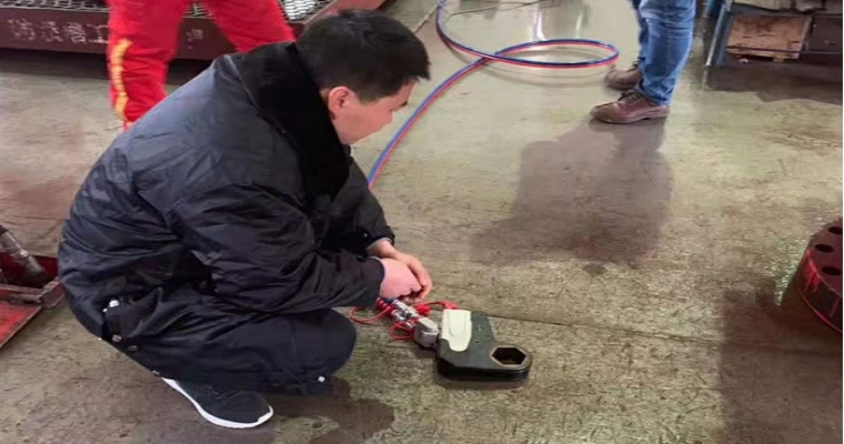 石化行业液压扳手应用